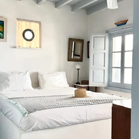 Chora Endless Blue Feriehus *